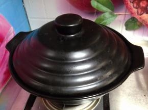 转小火，加盖慢炖30分钟