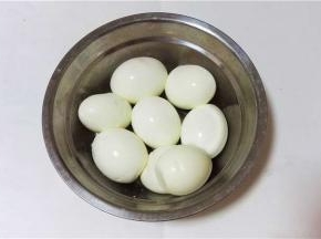 3.鸡蛋去壳，去鸡蛋膜；