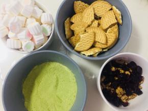 材料提前称好如图