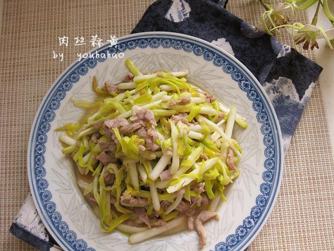 肉丝炒蒜黄