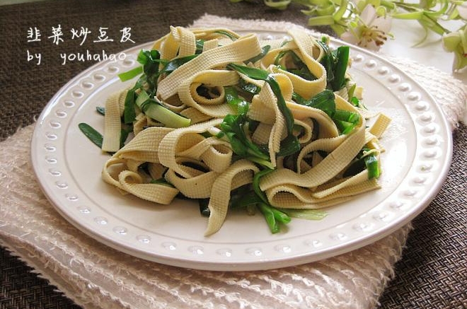 韭菜炒豆皮