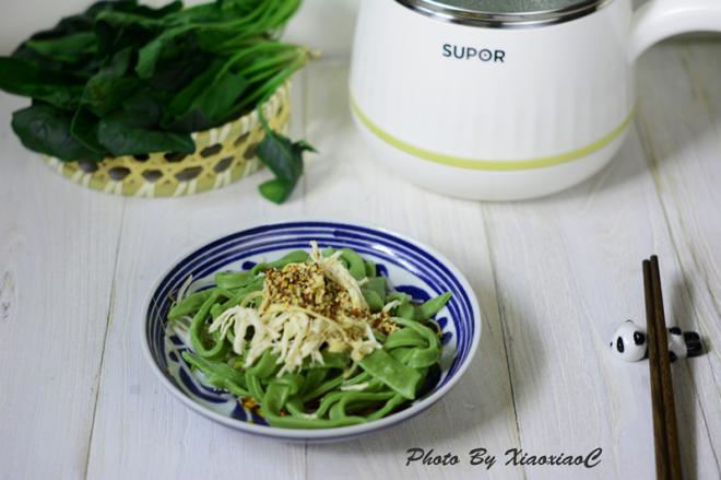鸡丝菠菜面