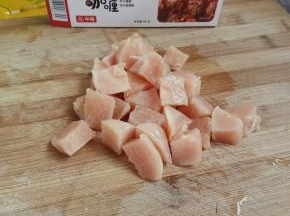 鸡胸切块