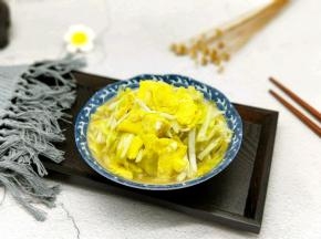 盛出装入器具中。