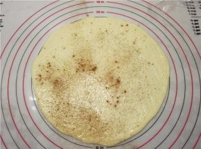 撒糖和肉桂粉