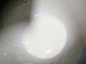 放少许水搅均匀