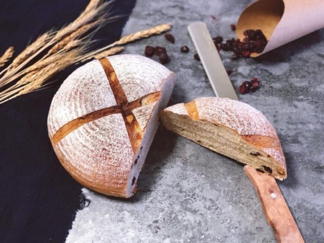 蔓越莓提子干黑麦软欧