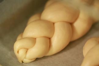 发酵箱设置35度，湿度80度，时间为30分钟