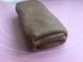 对折，对折。我折了5层。静置5分钟。