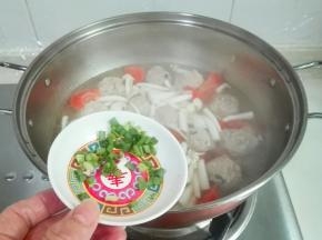 放葱花