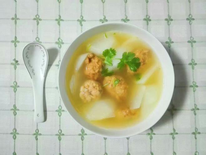 萝卜肉圆汤