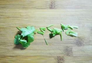 香菜切碎