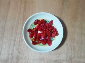 枸杞清洗干净