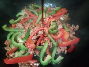 翻炒均匀，就可以起锅