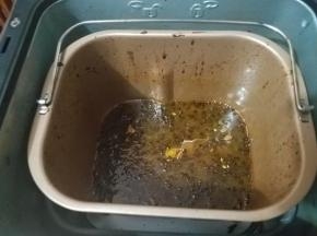 刚完成的果酱不是非常浓稠，放凉后就会浓稠一点，如果喜欢特别浓稠的可以在选择一遍果酱功能。