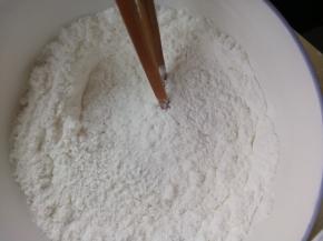 将他们搅拌均匀