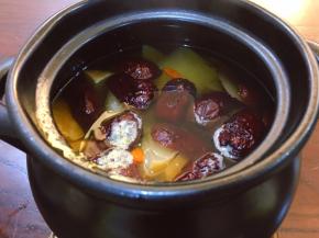 红枣梨用筷子一戳就破即可关火