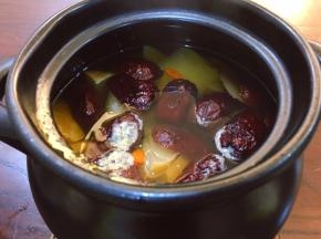 红枣梨用筷子一戳就破即可关火