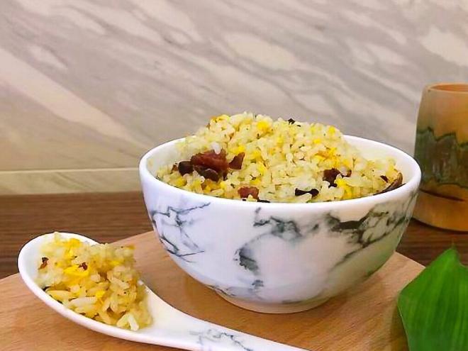 腊肠香菇饭