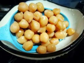 鹰嘴豆睡熟捞出