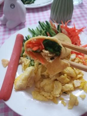 一大口，很满足。