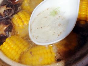 煮开后撇去浮沫