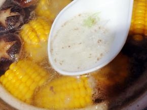 煮开后撇去浮沫