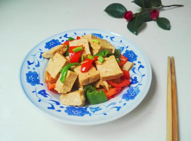 青红椒炒香糕