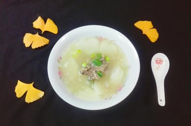 白萝卜羊肉汤