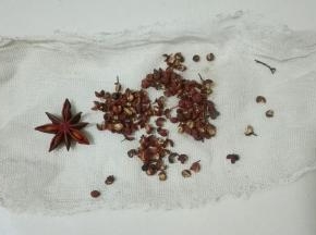 准备花椒八角