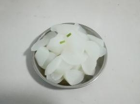 捞起来放盘子里