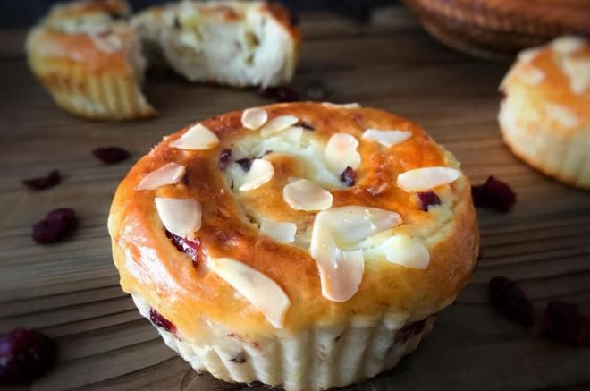 蔓越莓奶酪面包卷