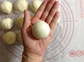 翻过来收口朝下。