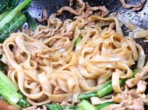 炒匀至出香味，即可盛出