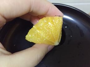 全部果肉放入原汁机内