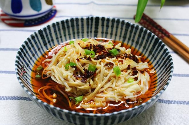 红油金针菇