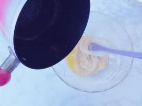 再倒入茶色的黄油