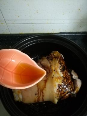 加入一碟的料酒。