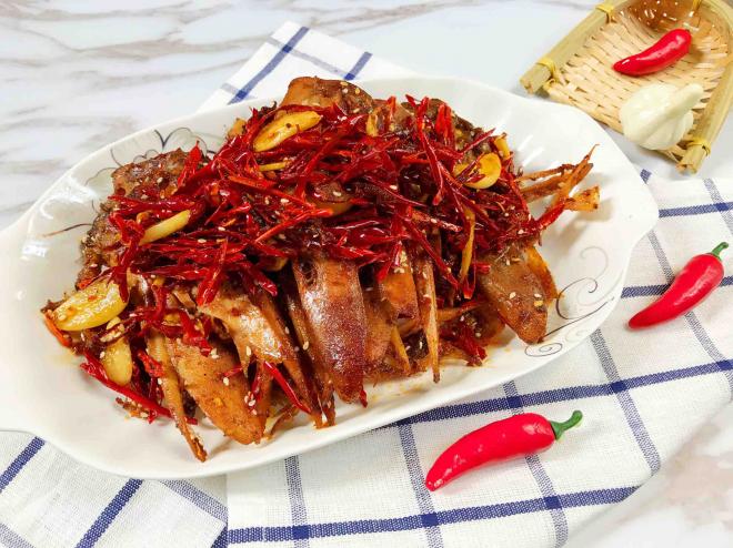 劲爆香辣鸭头