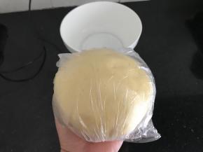 包上保鲜膜或保鲜袋