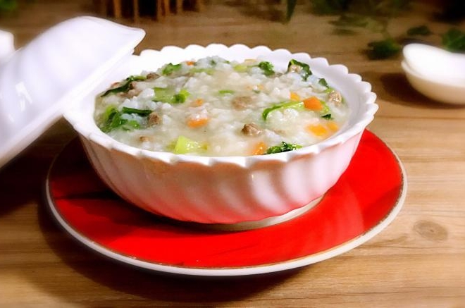 蔬菜牛肉粥
