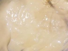 混合均匀。这里用刮刀还是蛋抽都ok的。