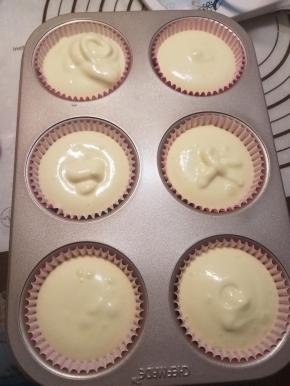 震盘一次后，装入提前150度预热好的烤箱，大约20分钟。