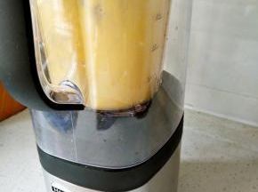 插好电源，启动破壁机