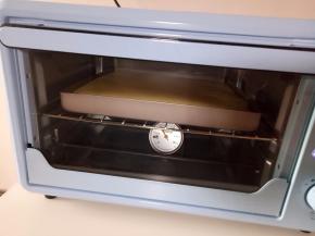 再把烤盘放入烤箱继续160度烤20分钟。