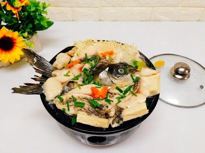 年年有鱼---草鱼豆腐煲