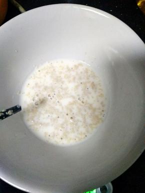 酵母用牛奶化开