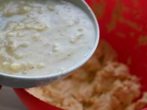 倒入搅拌好的“4”黄油蛋中。
