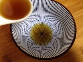 小碗加苹果醋