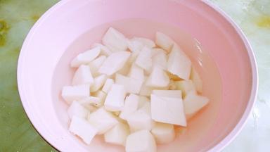 切成等量的块。